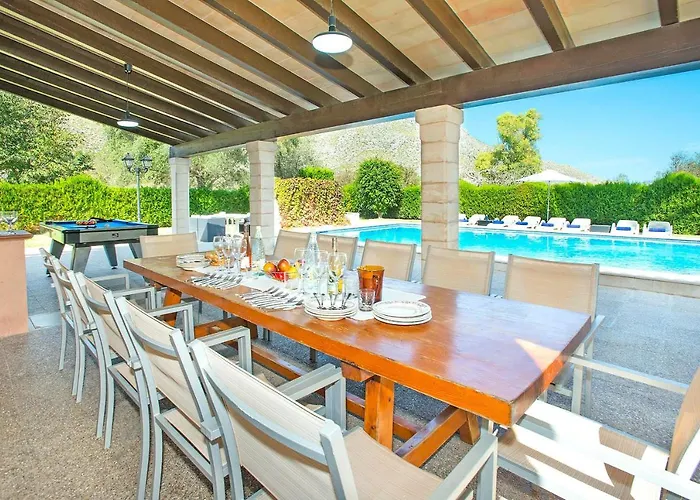 Papa: Serene Mountain Views In Cala San Vicente Villa Pollenca