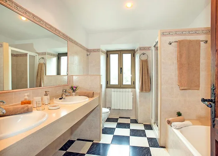 Villa Papa: Serene Mountain Views In Cala San Vicente