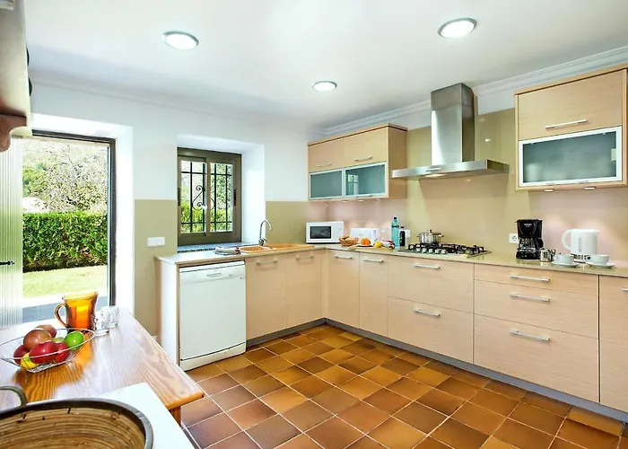 Papa: Serene Mountain Views In Cala San Vicente Villa *